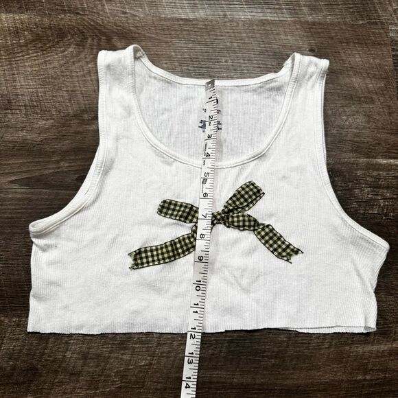 U.S. Polo Assn. White Crop Top with Green Bow - Picture 5 of 6